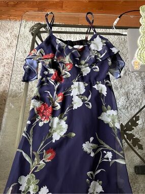 Hope and Ivy navy blue floral dress size 4